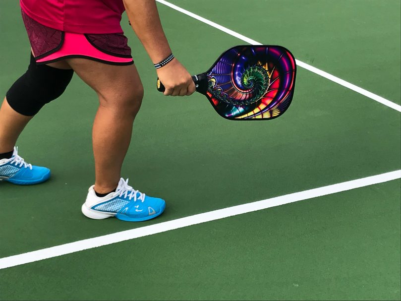 How to Pick the Best Pickleball Paddle to improve the Game