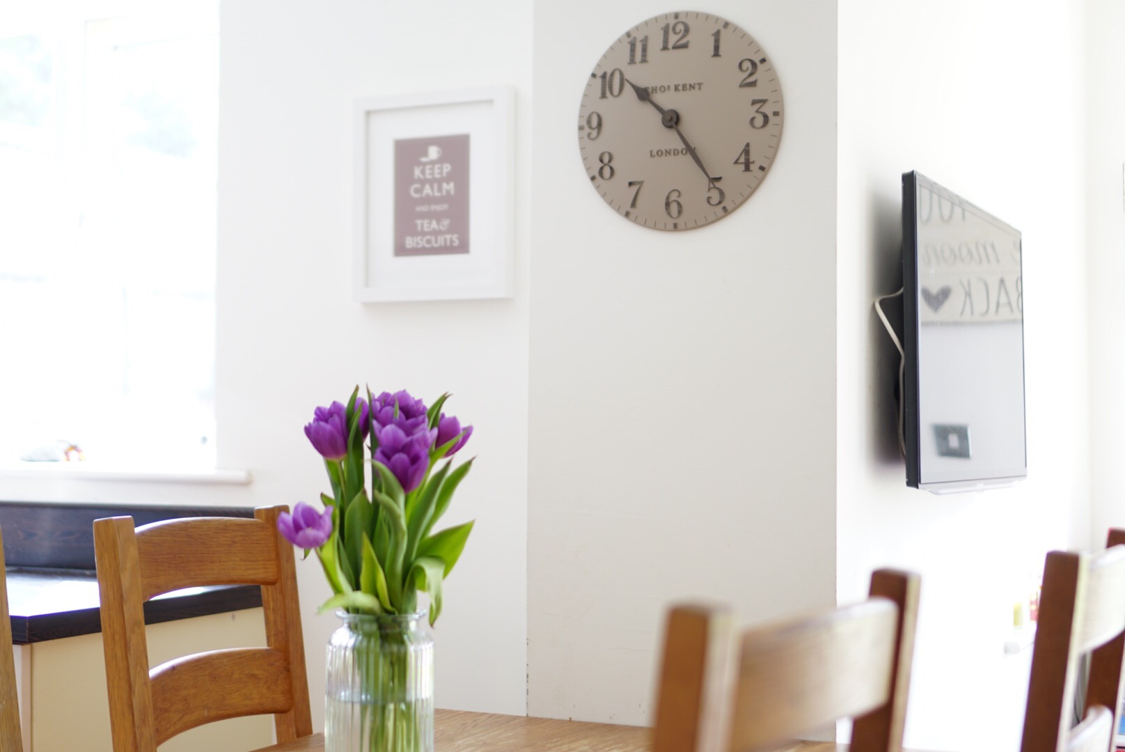 Wall Clocks from Thomas Kent